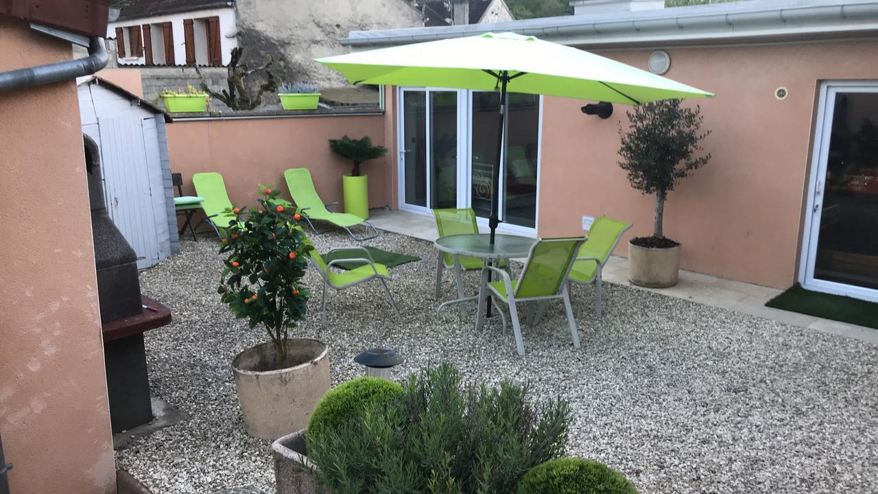 Loft L Atelier De Jacques Pres De Chablis Villa Villy  Exterior photo